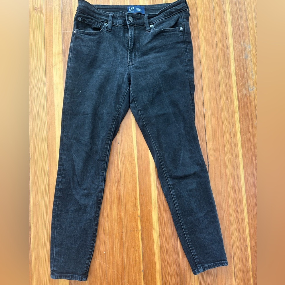 GAP Women's Dark Gray Skinny Jeans